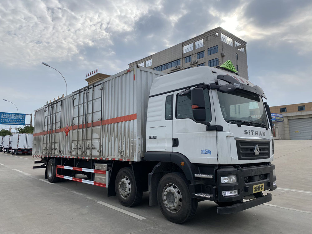易燃液體廂式運輸車，廂式運輸車，楚勝汽車集團(tuán)